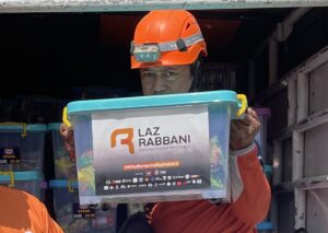 Bantuan Peralatan Dapur Rumah Tangga di Lokasi Pasca Bencana Aceh